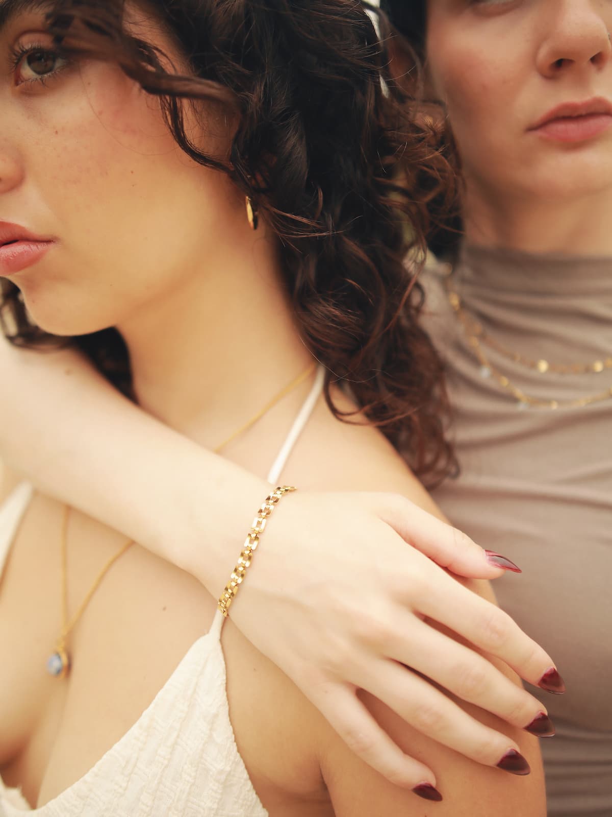 Gold Shell Bracelet Hypoallergenic