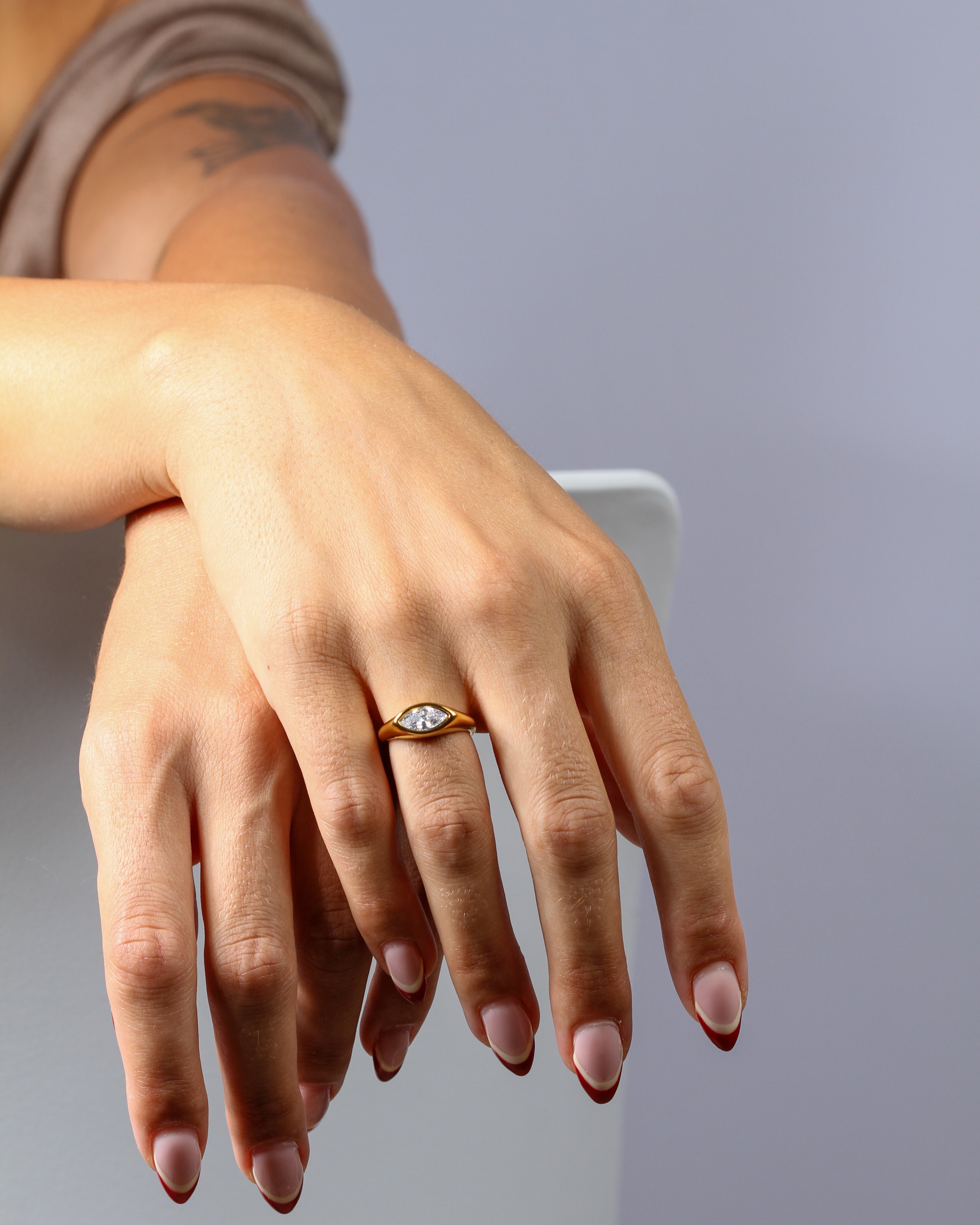 Lustre Ring