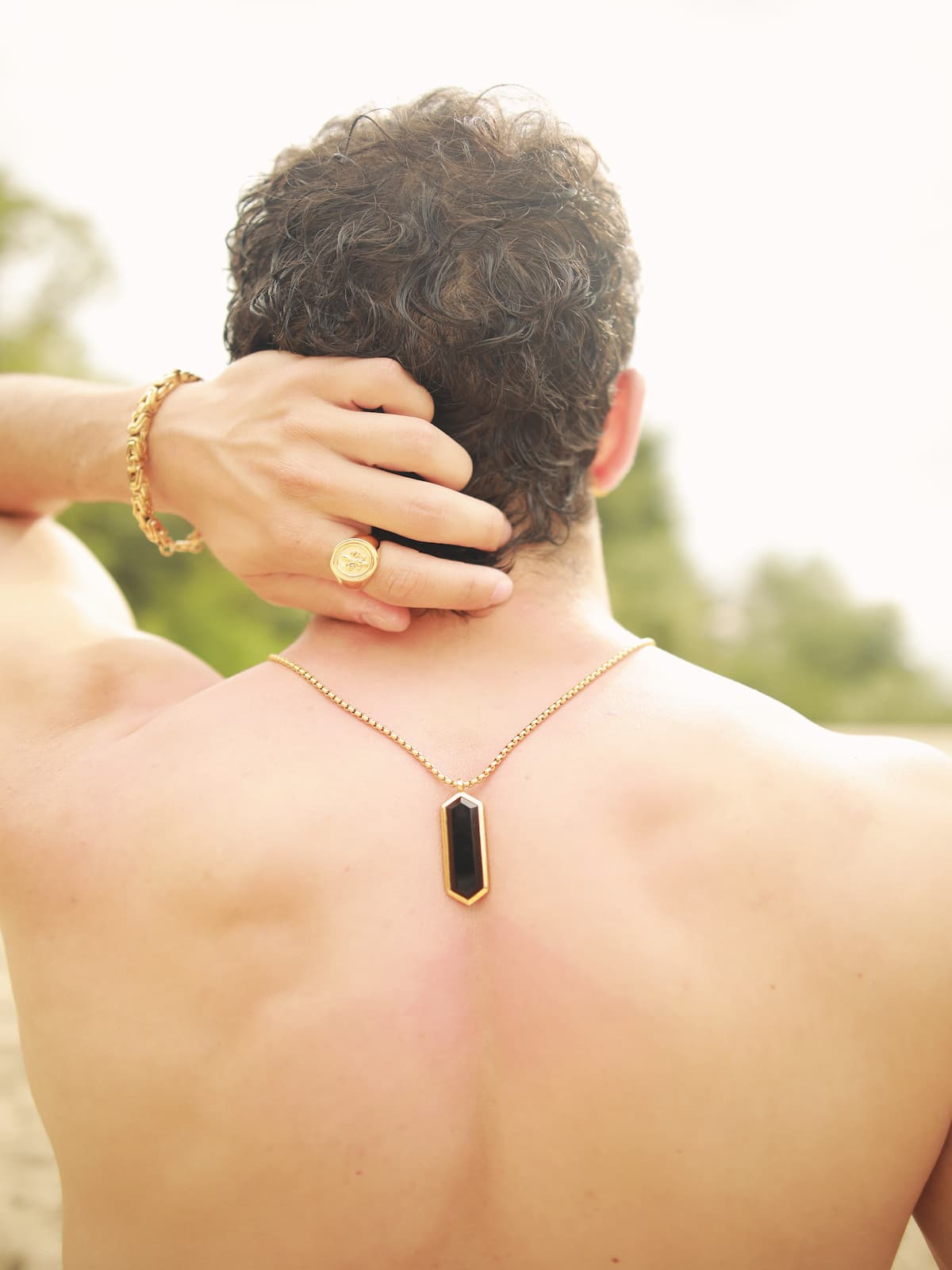 Person wearing the hypoallergenic Onyx Necklace